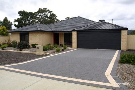 32 Reigate St, Gosnells, WA 6110