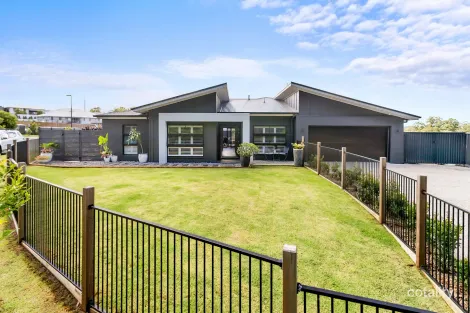 13 Vine Forest Cres, Palmwoods, QLD 4555