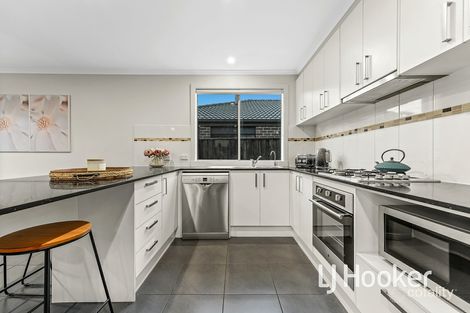 Property photo of 35 George Frederick Road Cranbourne West VIC 3977