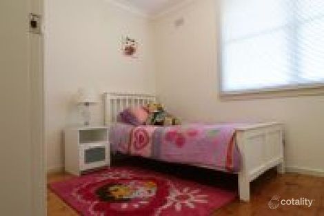 Property photo of 15 Palau Crescent Lethbridge Park NSW 2770