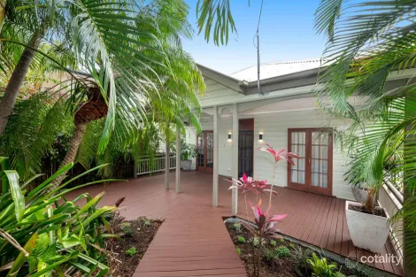 11 Palm Ave, Sherwood, QLD 4075