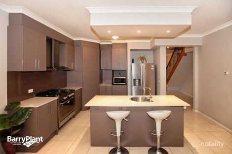 Property photo of 2 Jubilee Lane Craigieburn VIC 3064