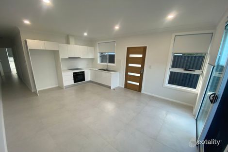Property photo of 1 Marciano Close Edensor Park NSW 2176