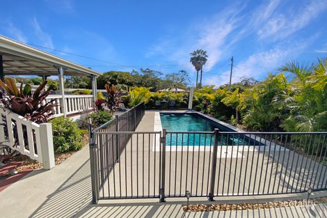 2 Gympie St N, Landsborough, QLD 4550