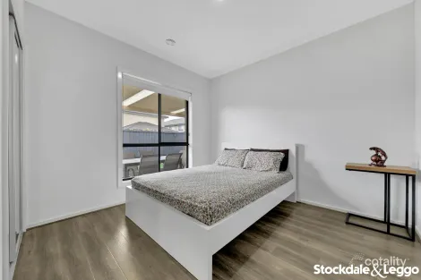 Property photo of 5 Robertson Avenue Aintree VIC 3336