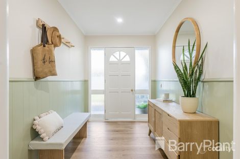 Property photo of 12 Poplar Court Belmont VIC 3216