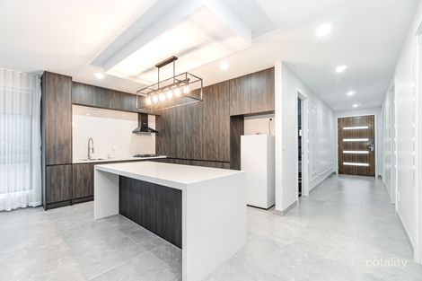 Property photo of 25 Clockwise Street Greenvale VIC 3059