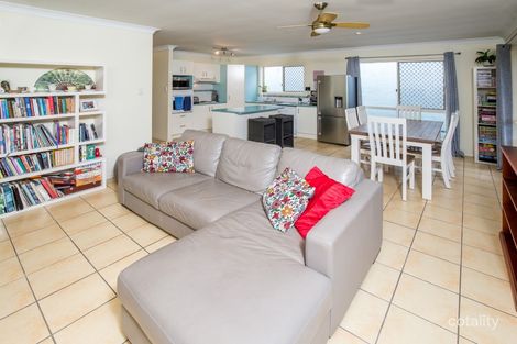 Property photo of 37 O'Reilly Drive Caloundra West QLD 4551