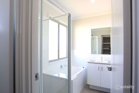 Property photo of 72 Wesley Way Gleneagle QLD 4285