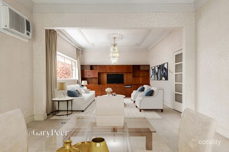 Property photo of 17 Kambea Grove Caulfield North VIC 3161