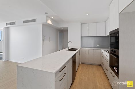 Property photo of 10/95 Linton Street Kangaroo Point QLD 4169