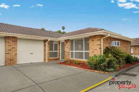 2/65 Carlisle St, Ingleburn, NSW 2565