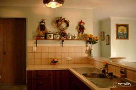 Property photo of 12 Holly Rise Hackham West SA 5163