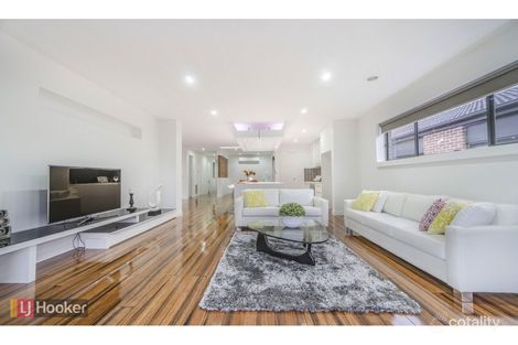 Property photo of 20 Viewside Crescent Craigieburn VIC 3064