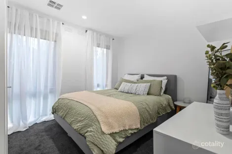 Property photo of 7 Acacia Court Frankston VIC 3199