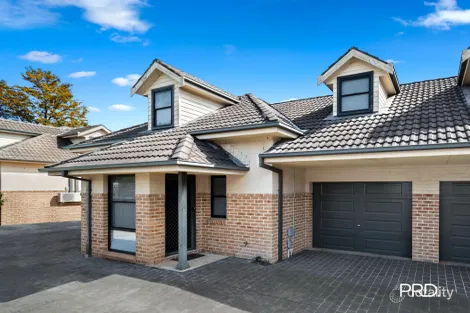 Property photo of 2/63 College Street Cambridge Park NSW 2747
