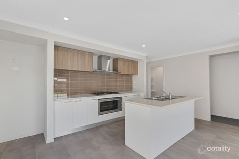 Property photo of 8 Darge Road Mambourin VIC 3024