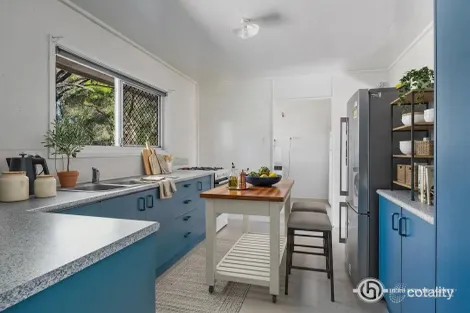 Property photo of 12 Ursula Street Riverview QLD 4303