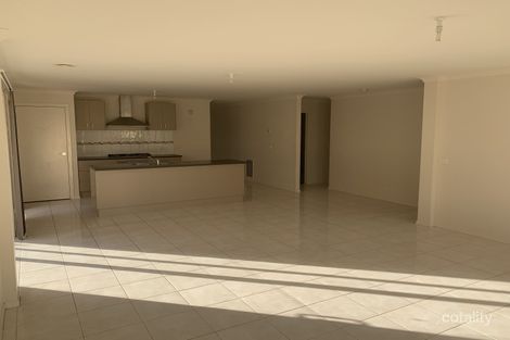 Property photo of 21 Salvia Avenue Pakenham VIC 3810