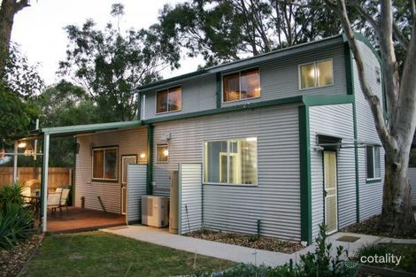 22 Seventh Pde, Raymond Island, VIC 3880