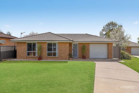 1b Grinton Ave, Ashmont, NSW 2650