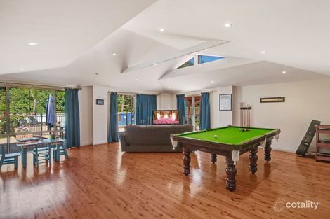 Property photo of 11 Woodbine Close Lisarow NSW 2250