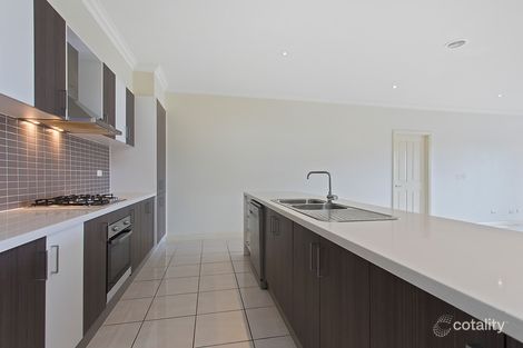 Property photo of 74 Serenity Way South Morang VIC 3752