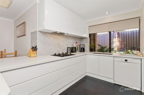 Property photo of 6 Coombe Place Kingsley WA 6026