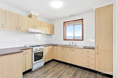 Property photo of 8 Goolagong Circuit Mount Warrigal NSW 2528