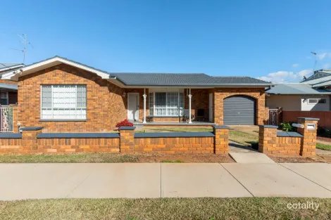 Property photo of 124 Asquith Street Temora NSW 2666