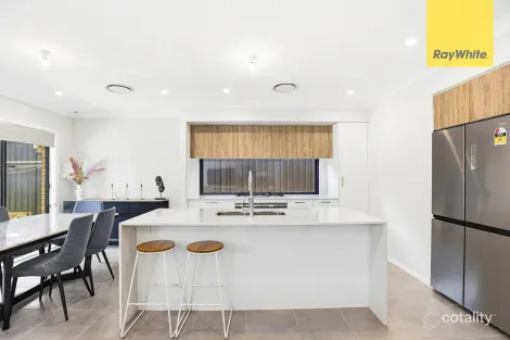 Property photo of 15 Nammoona Road Colebee NSW 2761