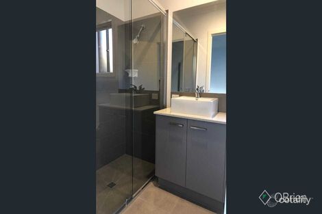 16 Leghorn Way, Clyde North, VIC 3978