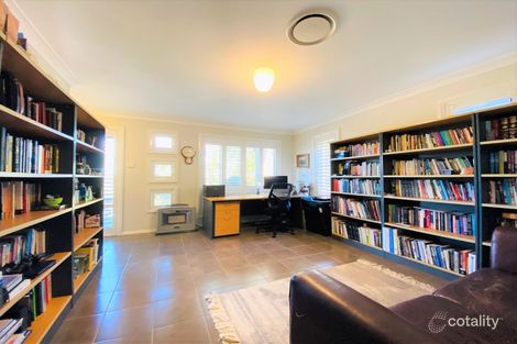 Property photo of 6 Portland Drive Cameron Park NSW 2285