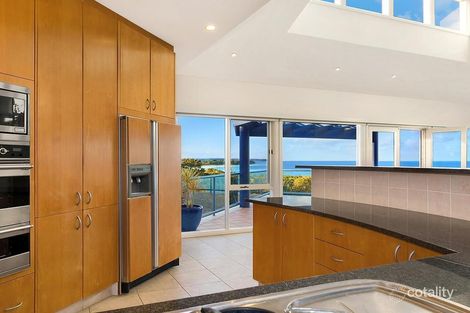 Property photo of 5 Seacliff Place Caves Beach NSW 2281