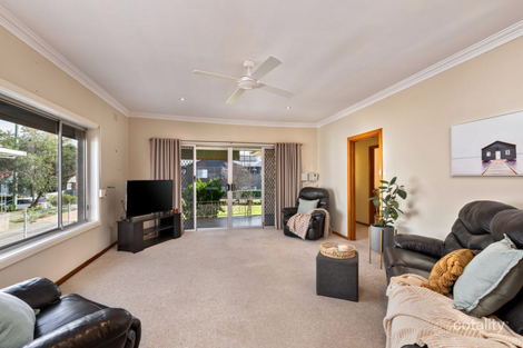 Property photo of 2 Hand Avenue Penrith NSW 2750