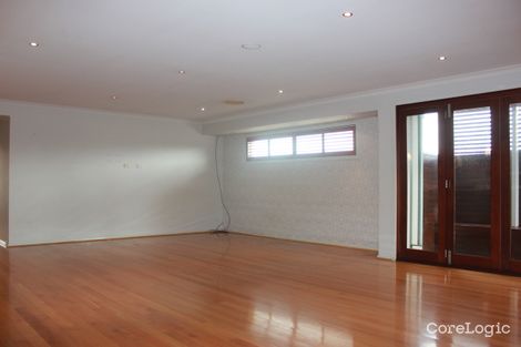Property photo of 31 Broadbent Avenue Middleton Grange NSW 2171