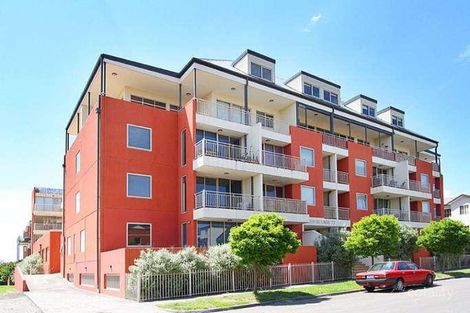409/77 Village Way, Maribyrnong, VIC 3032