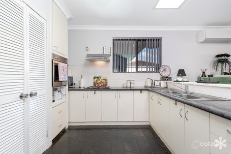 Property photo of 13 Bainton Road Leeming WA 6149