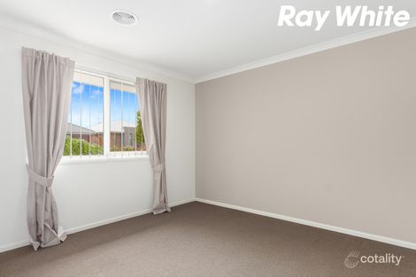 Property photo of 21 Clarendon Street Pakenham VIC 3810