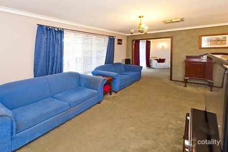 Property photo of 4 Yurrah Place Kelmscott WA 6111