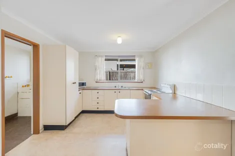 Property photo of 58 Enfield Crescent Battery Hill QLD 4551