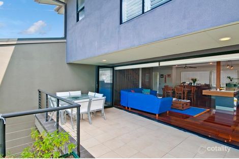 Property photo of 2/15 Twenty Second Avenue Palm Beach QLD 4221