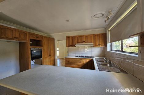 Property photo of 10 Bianchi Court Keilor Downs VIC 3038