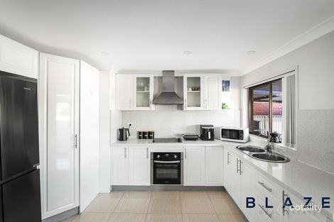 Property photo of 11 Burr Close Bossley Park NSW 2176