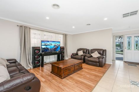 Property photo of 4 Mahogany Close Hampton Park VIC 3976