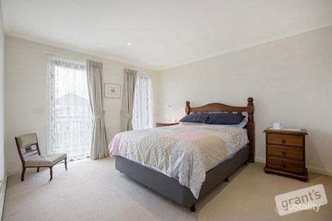 Property photo of 31/18-26 Marlesford Crescent Berwick VIC 3806