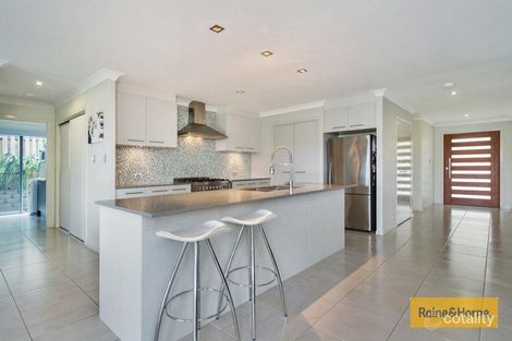 Property photo of 55 Hawkesbury Avenue Pacific Pines QLD 4211