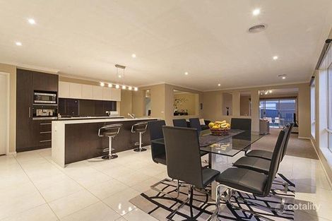 Property photo of 103 Kinglake Drive Manor Lakes VIC 3024