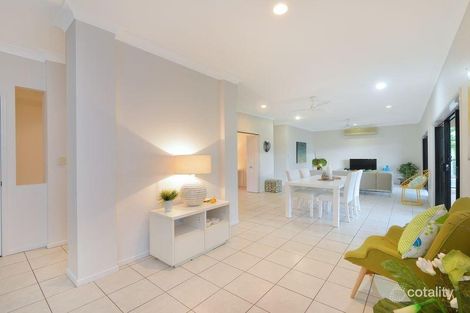 Property photo of 11 East Parkridge Drive Brinsmead QLD 4870