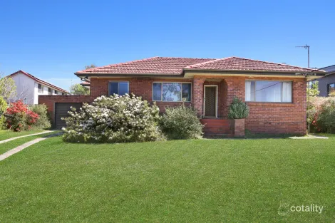 98 Robsons Rd, Keiraville, NSW 2500